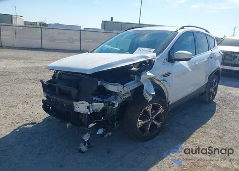 2018 Ford Escape Sel z USA, uszkodzony, nr VIN 1FMCU0HD2JUB67961